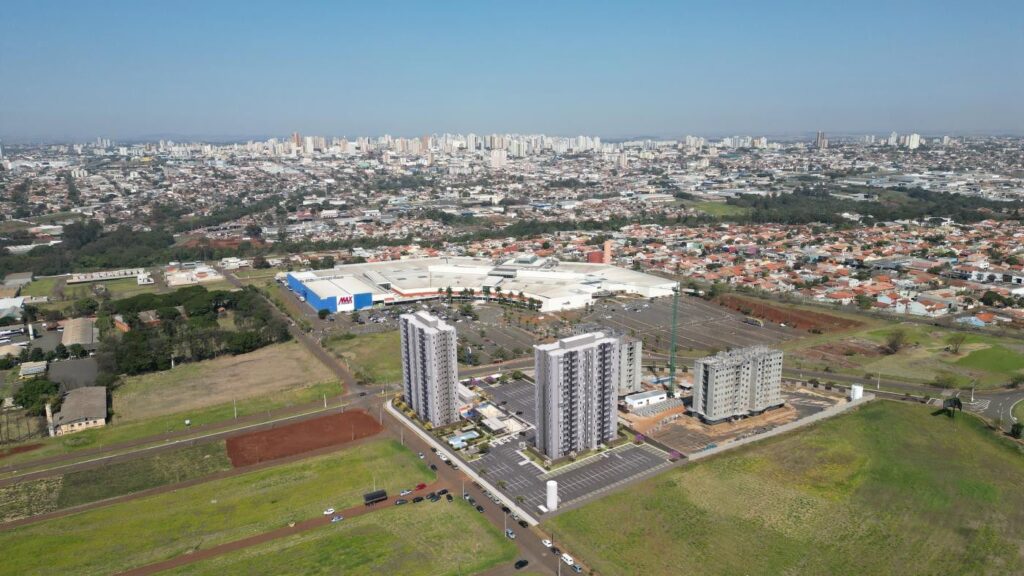 Vista aérea do Granví Londrina da Vitta Residencial em frente ao Londrina Norte Shopping